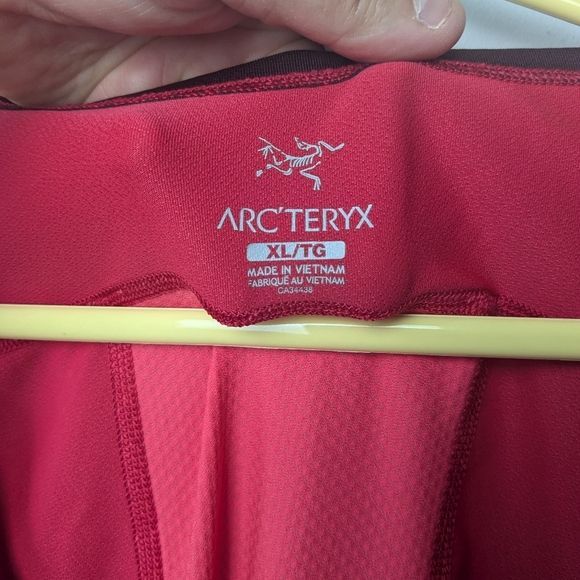 ARC'TERYX Women Pink Tee Shirt Size XL Outdoor Shirt Different Tones Of Pink - Picture 4 of 9